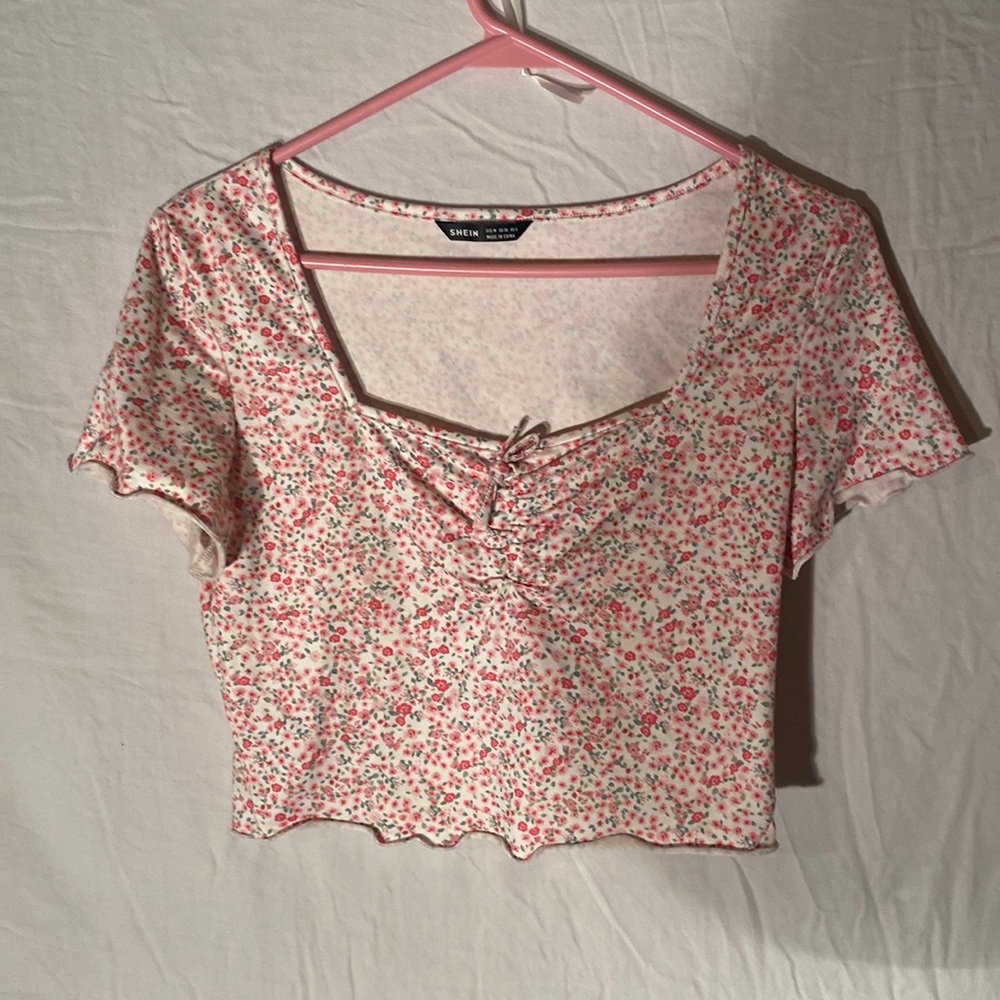 SHEIN Pink Floral Short Sleeve Crop Top Size M